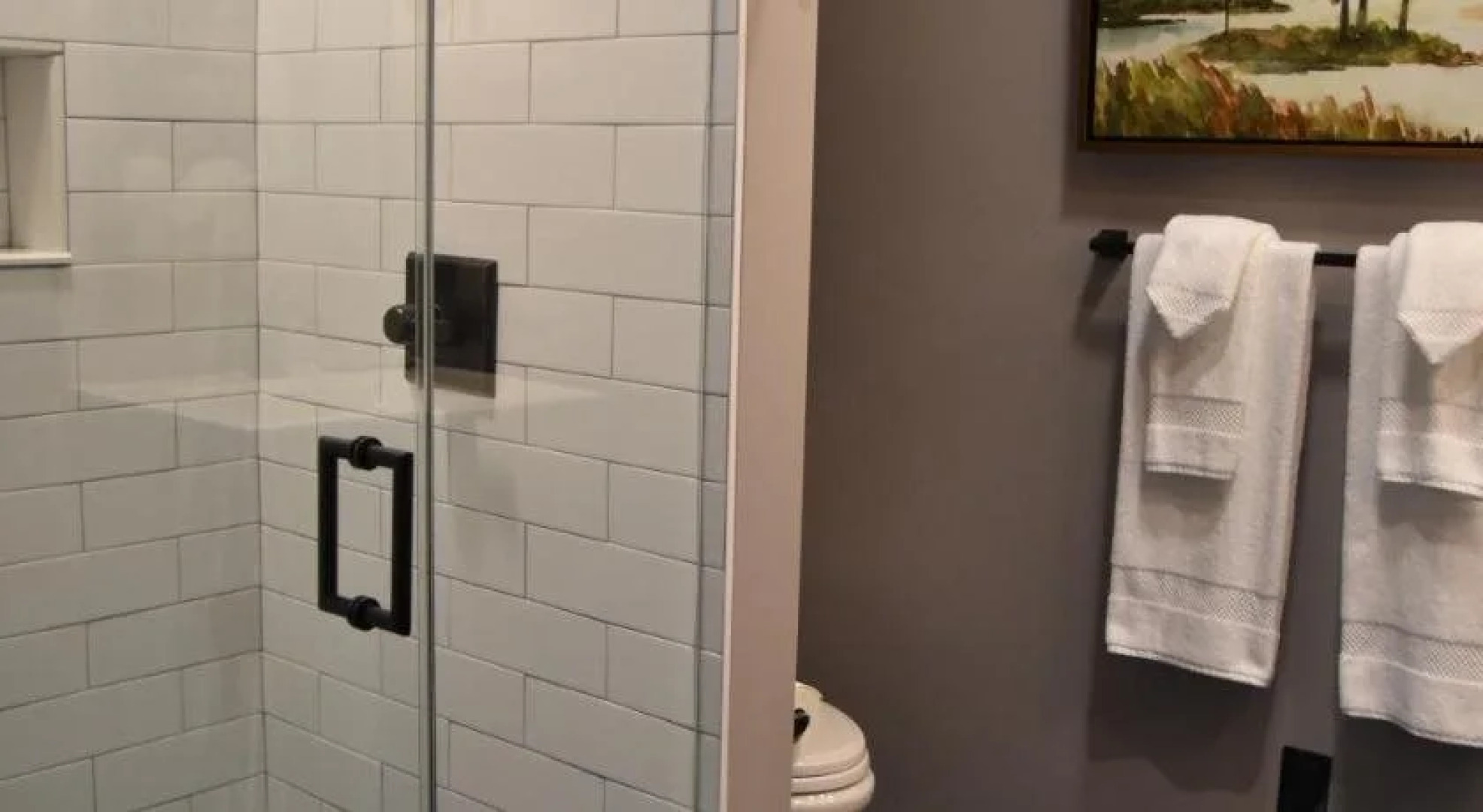 Farmer's Creekside Tavern & Inn