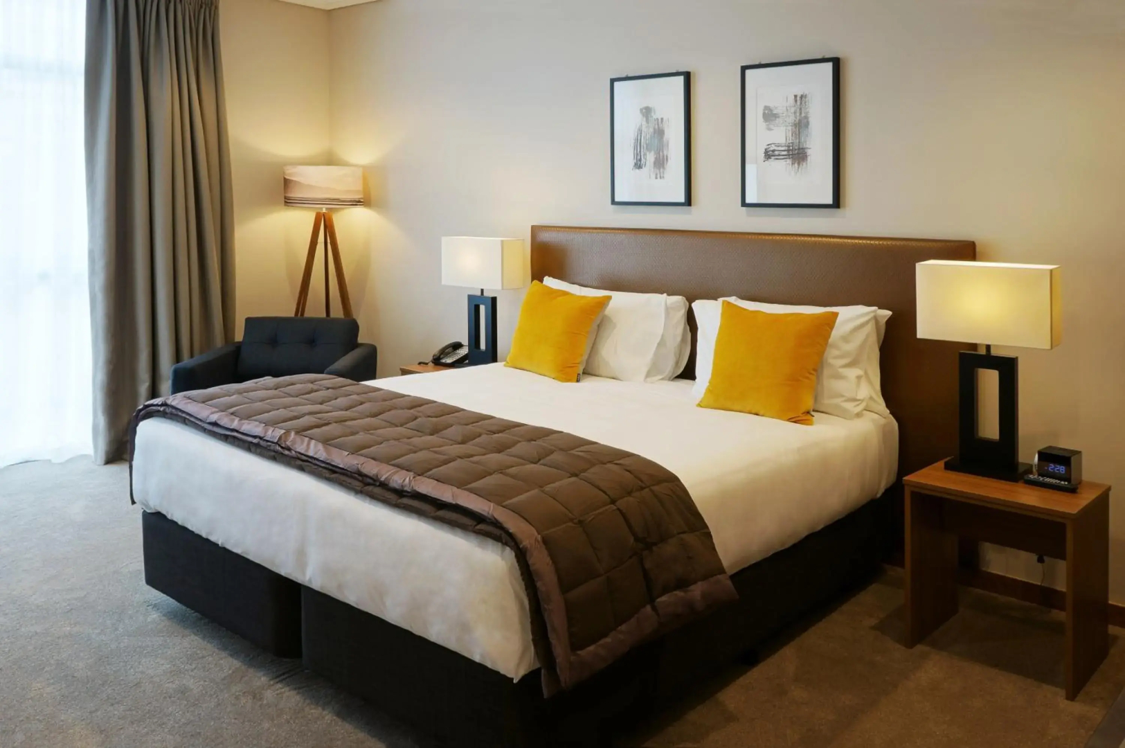 The Victoria Hotel Dunedin