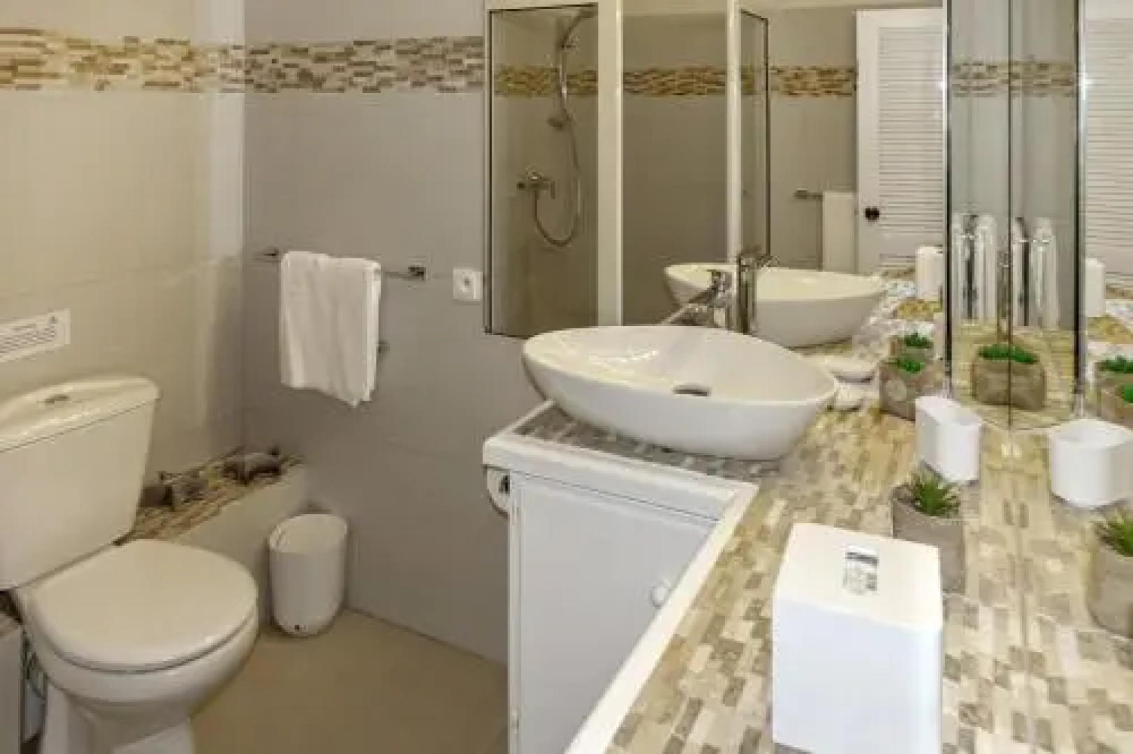 Seafacing Villas Apartments Rentals