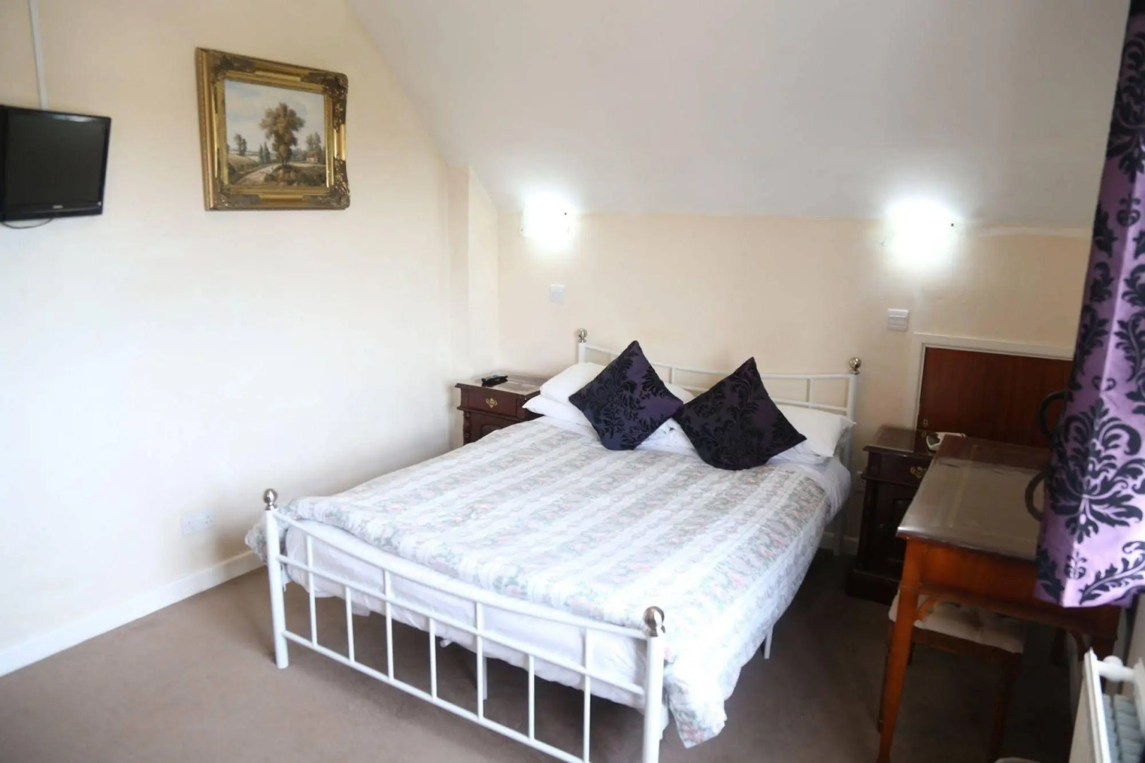 All Seasons Guest House