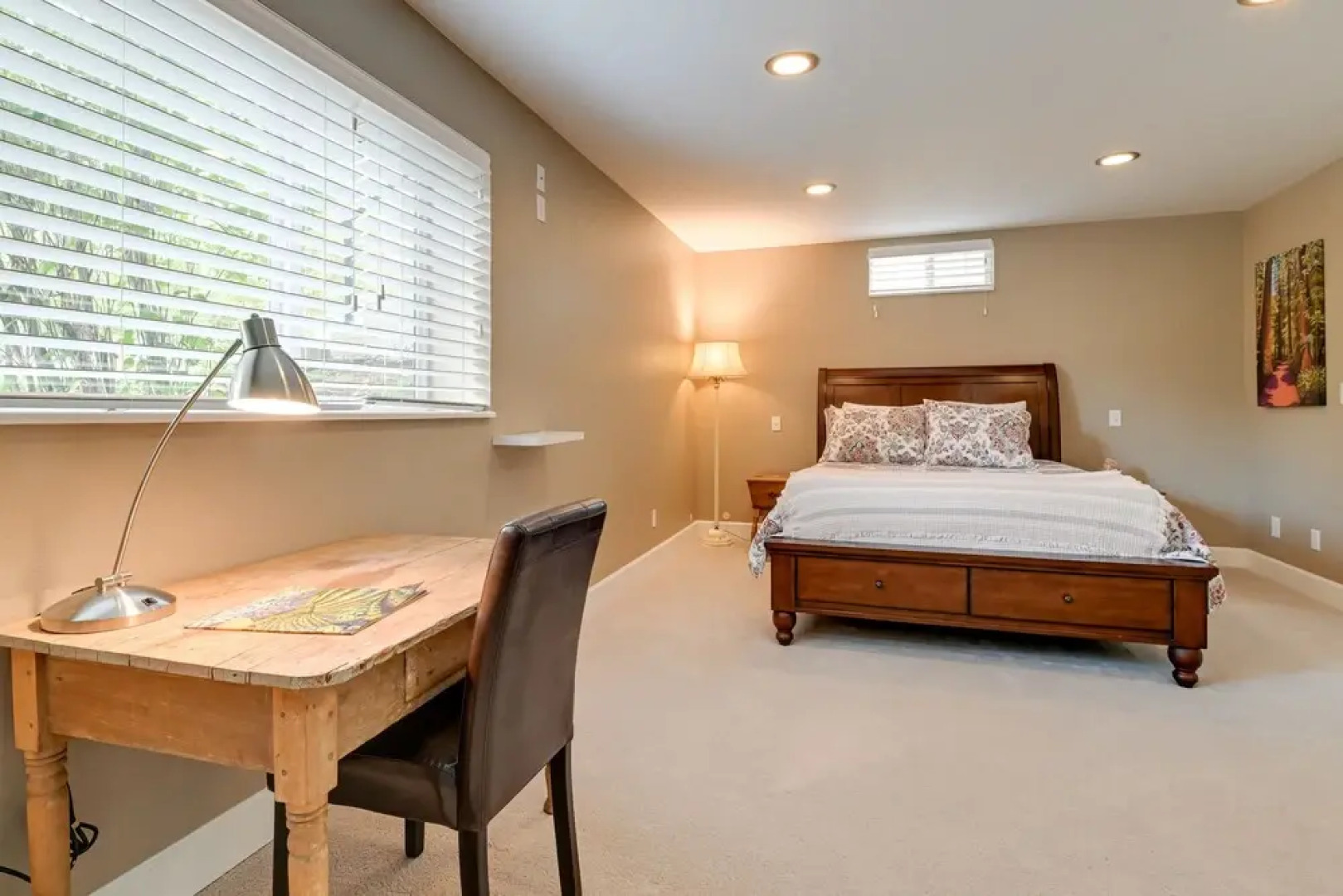 Grants Pass Getaway w/ Expansive Deck!