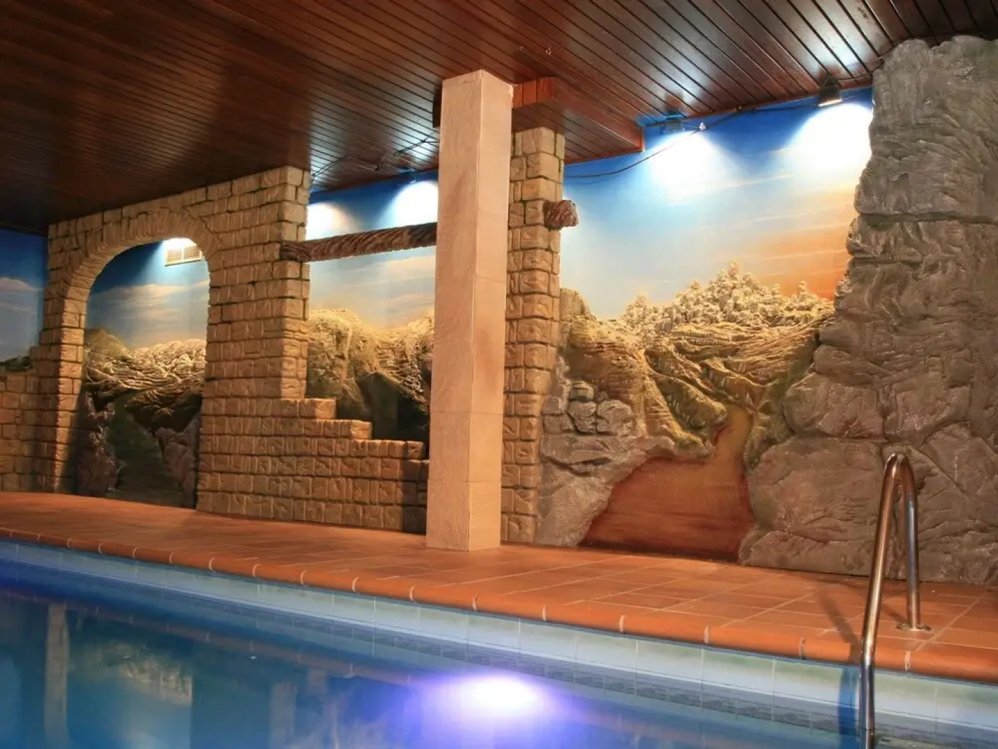 Scenic Bungalow With a Fireplace in the Middle of the Pyrenees