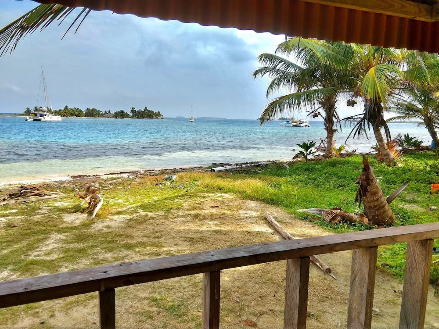 Private wood Cabins on San Blas island - private bathroom