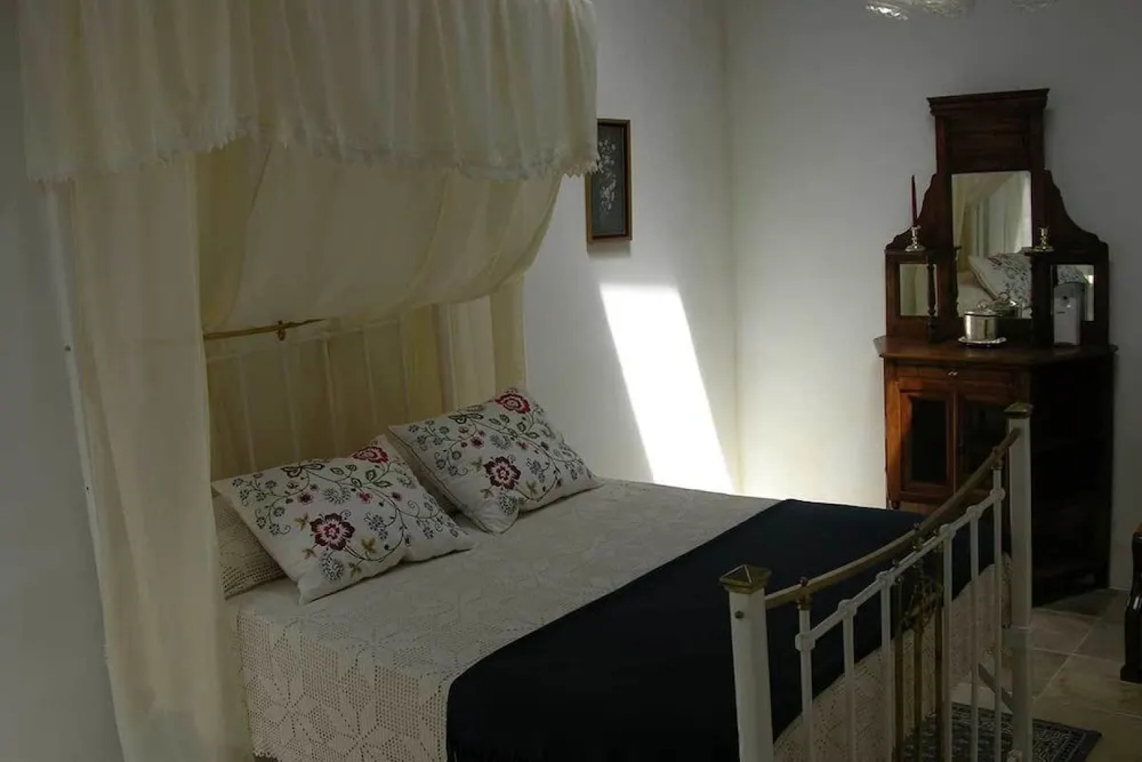 Avalon Village Houses