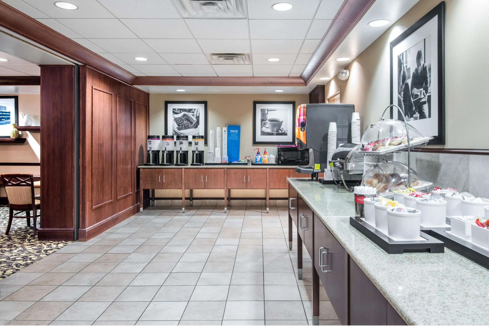 Hampton Inn Roanoke/Hollins - I-81