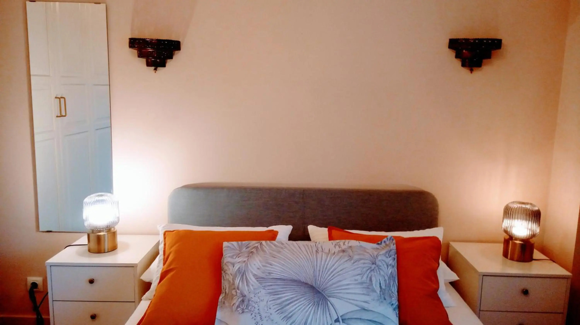 Hotel Santa Coloma del Camino