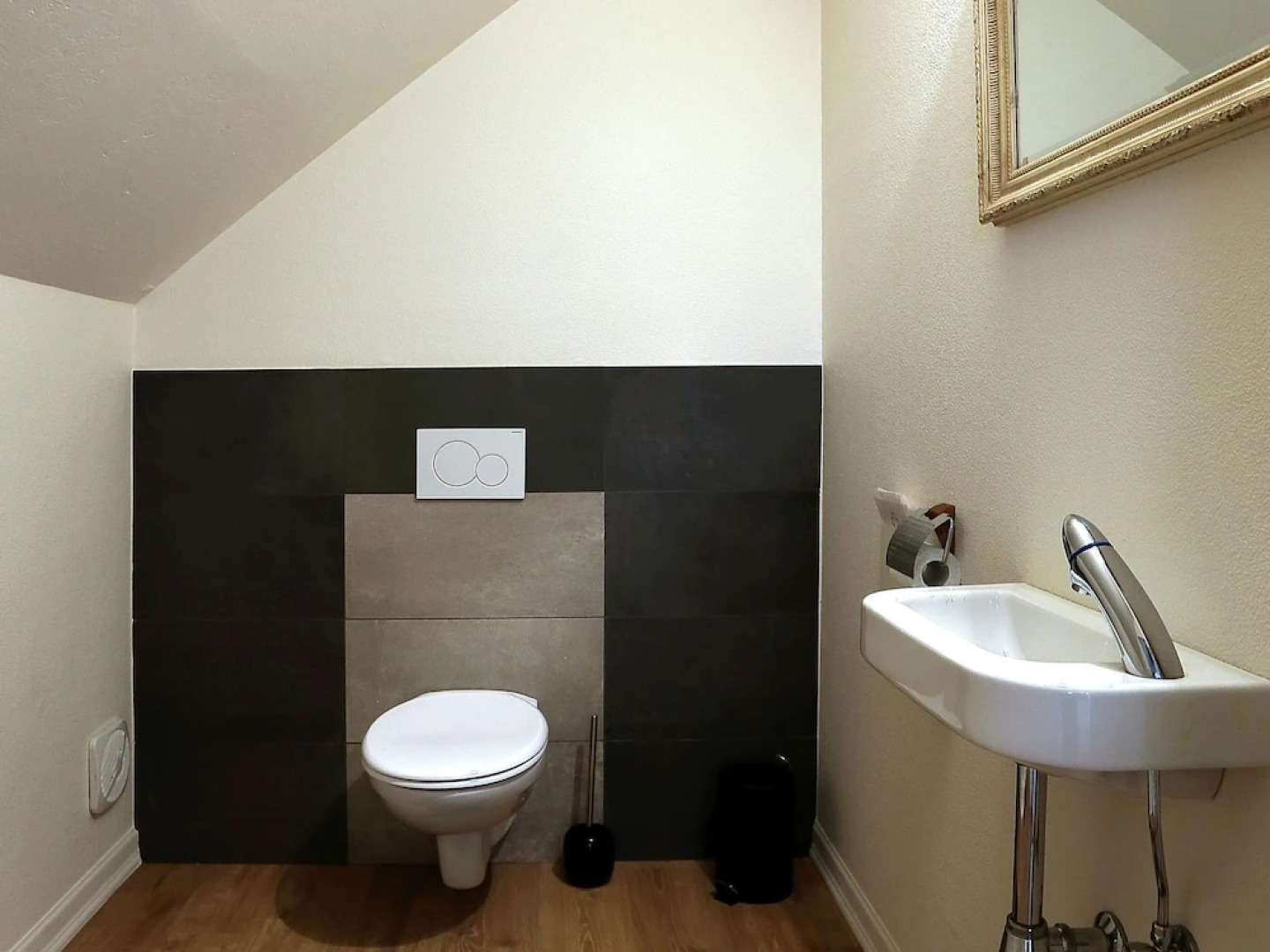 Lovely Holiday Home In Maldegem With Garden