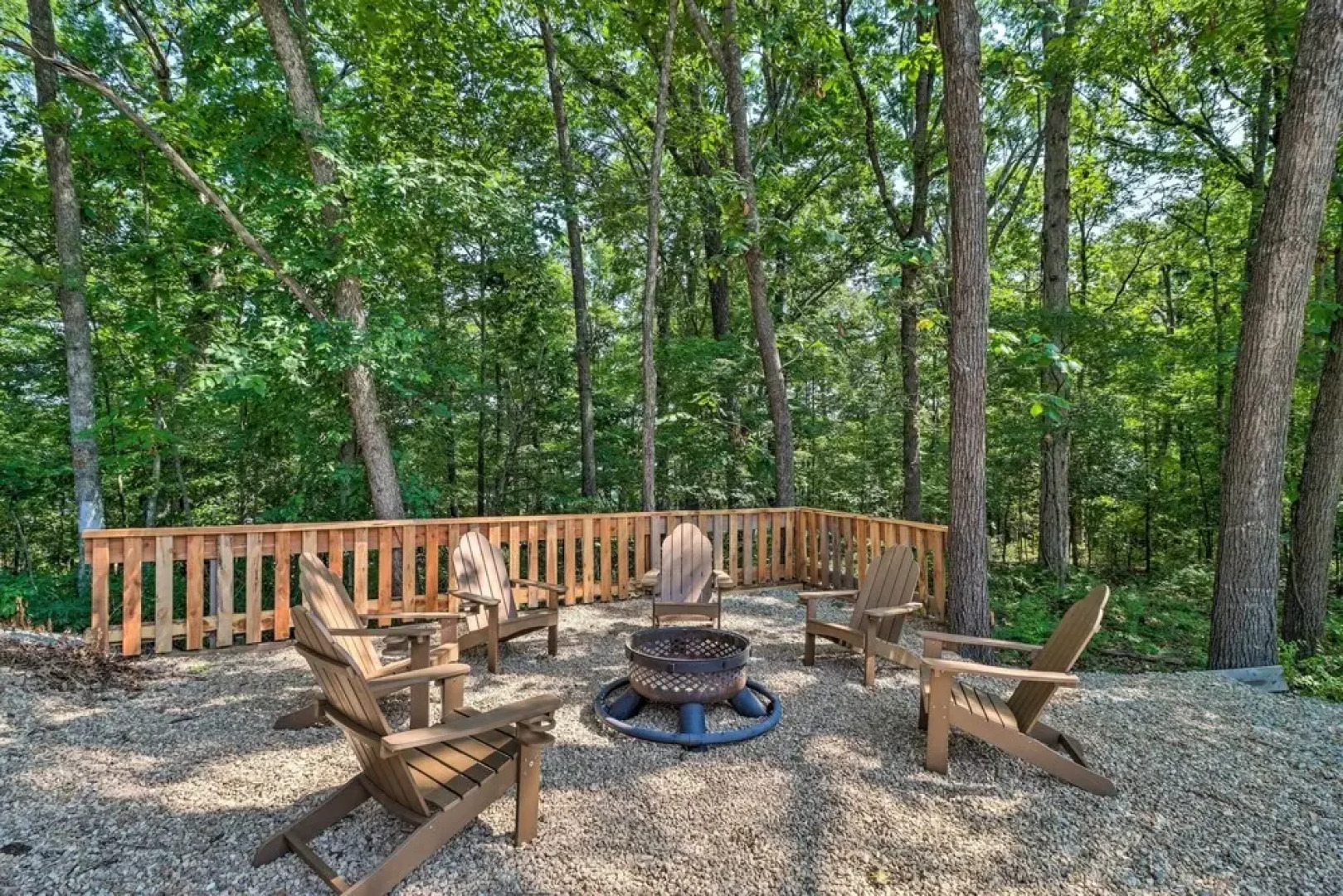 Beautiful Bull Shoals Retreat w/ Lake View!