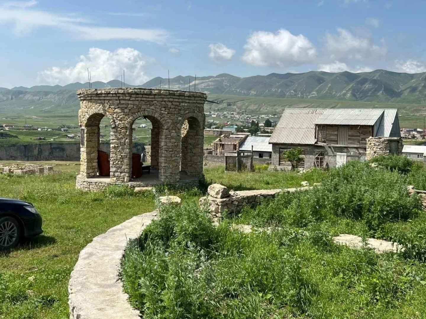 Дом на Магомеда Дадаева 25