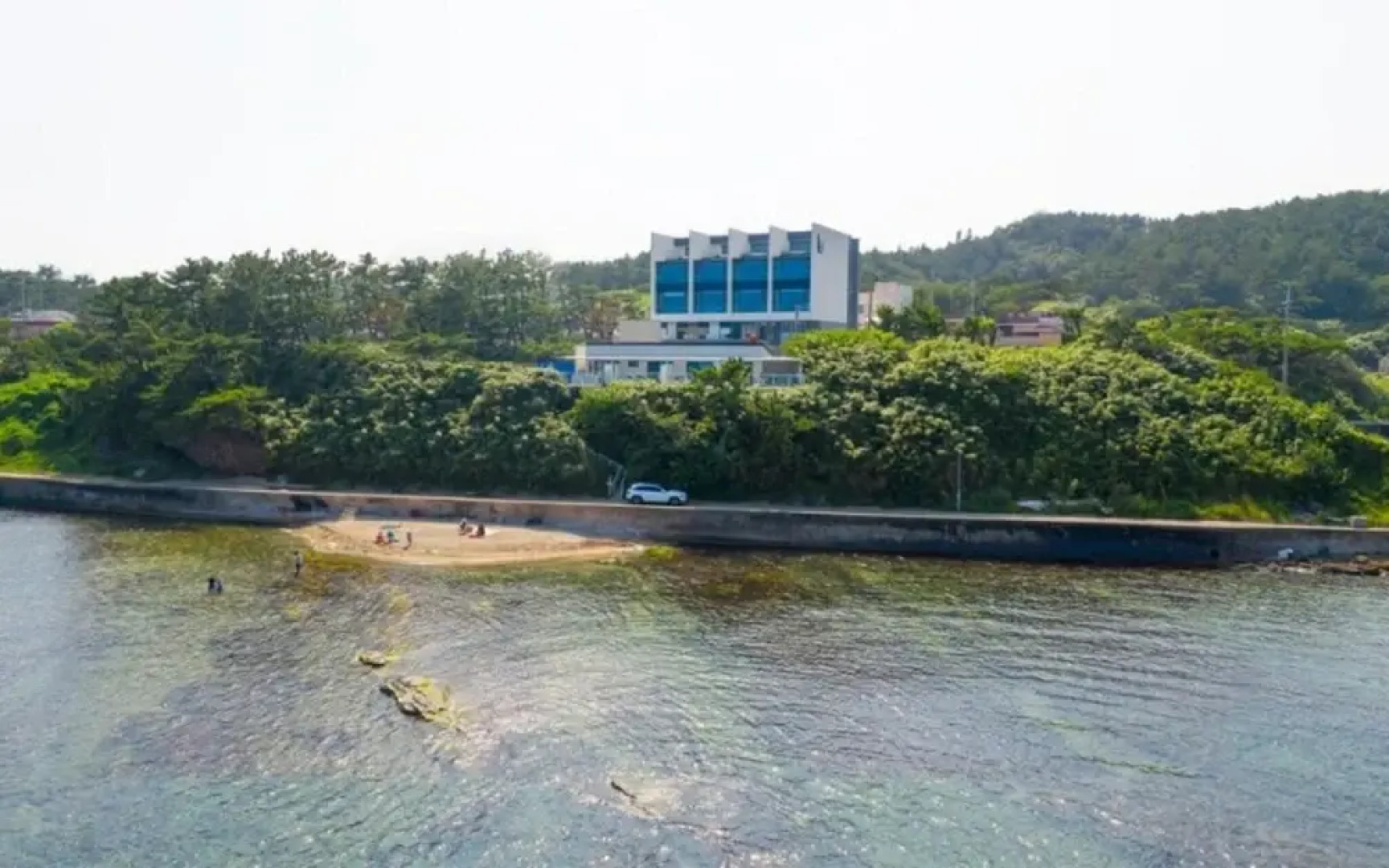 Pohang Red House Ocean Hills Pension