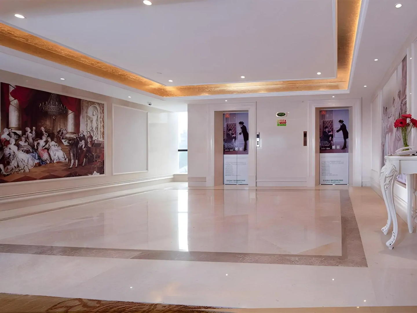 Vienna Hotel Hunan Yiyang Jinshan Road Xiufeng Park