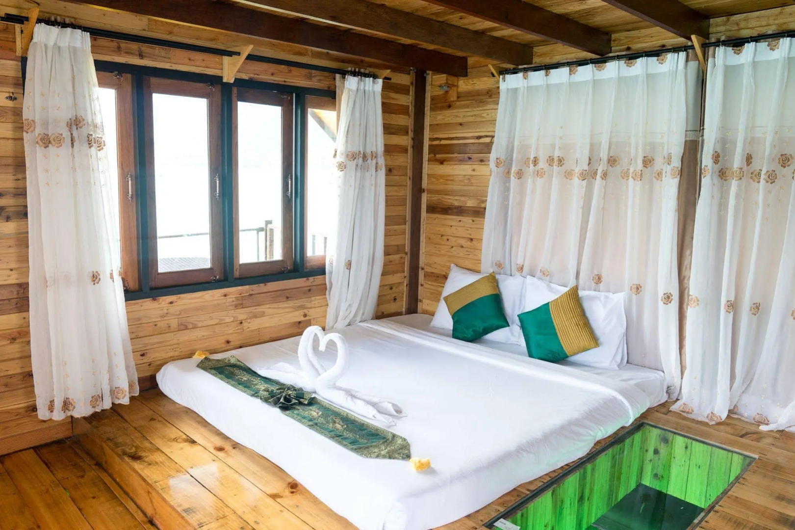 Keeree Warin Chiewlarn Resort