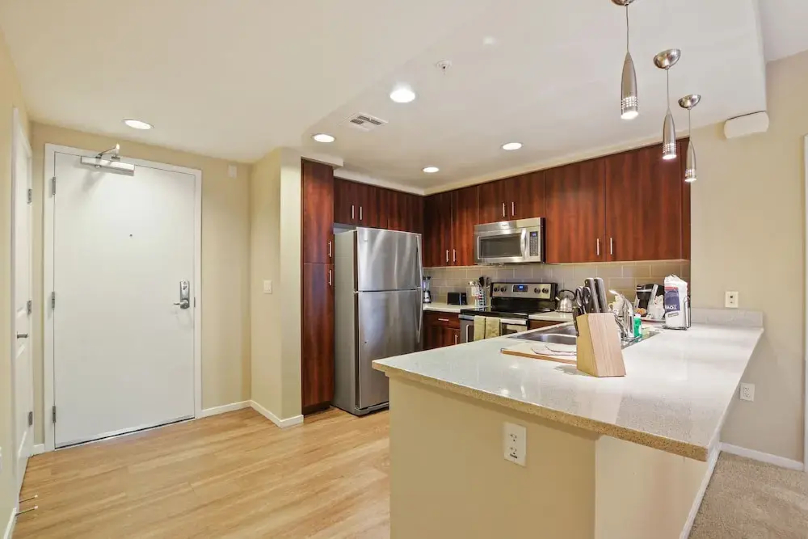 Global Luxury Suites Redwood City