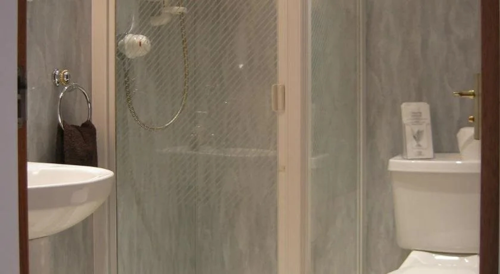 Stronchreggan View Guest House