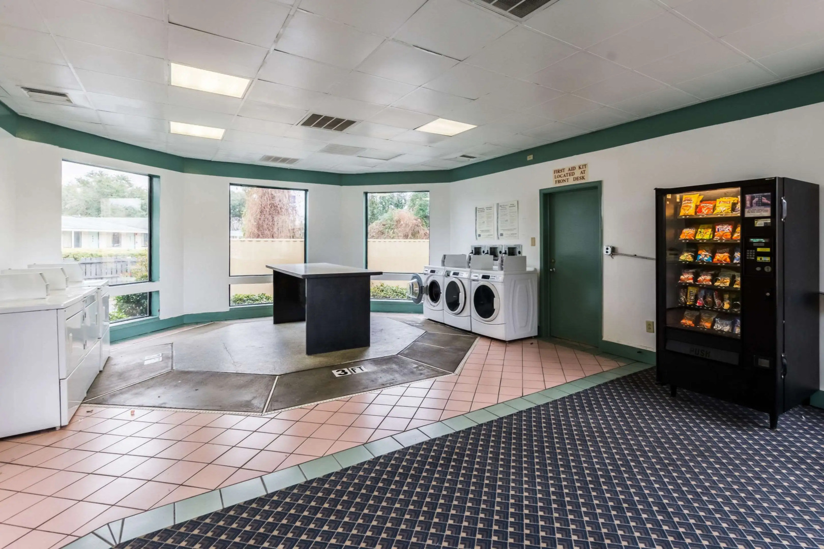 Suburban Studios Florence I-95