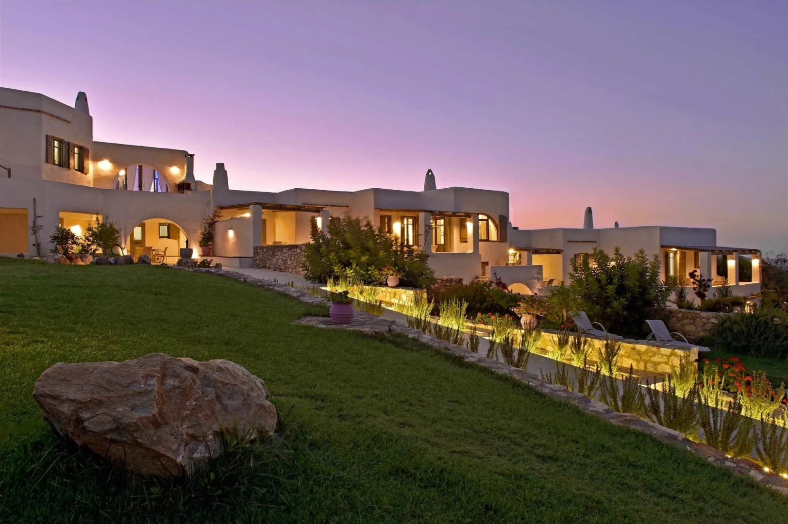 Naoussa Hills Boutique Resort - Adults Only