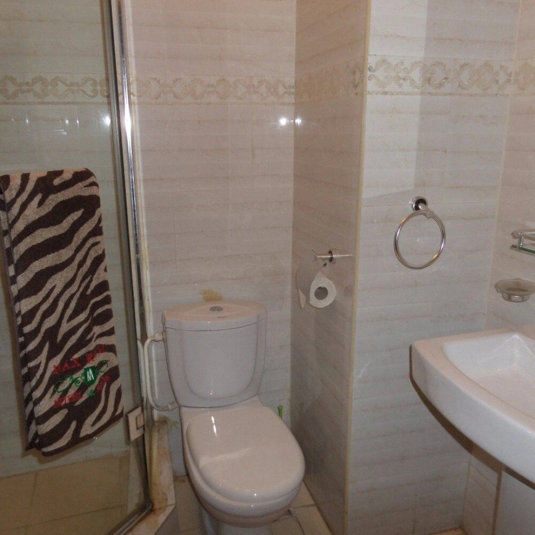 Max Royal Hotel & Suites