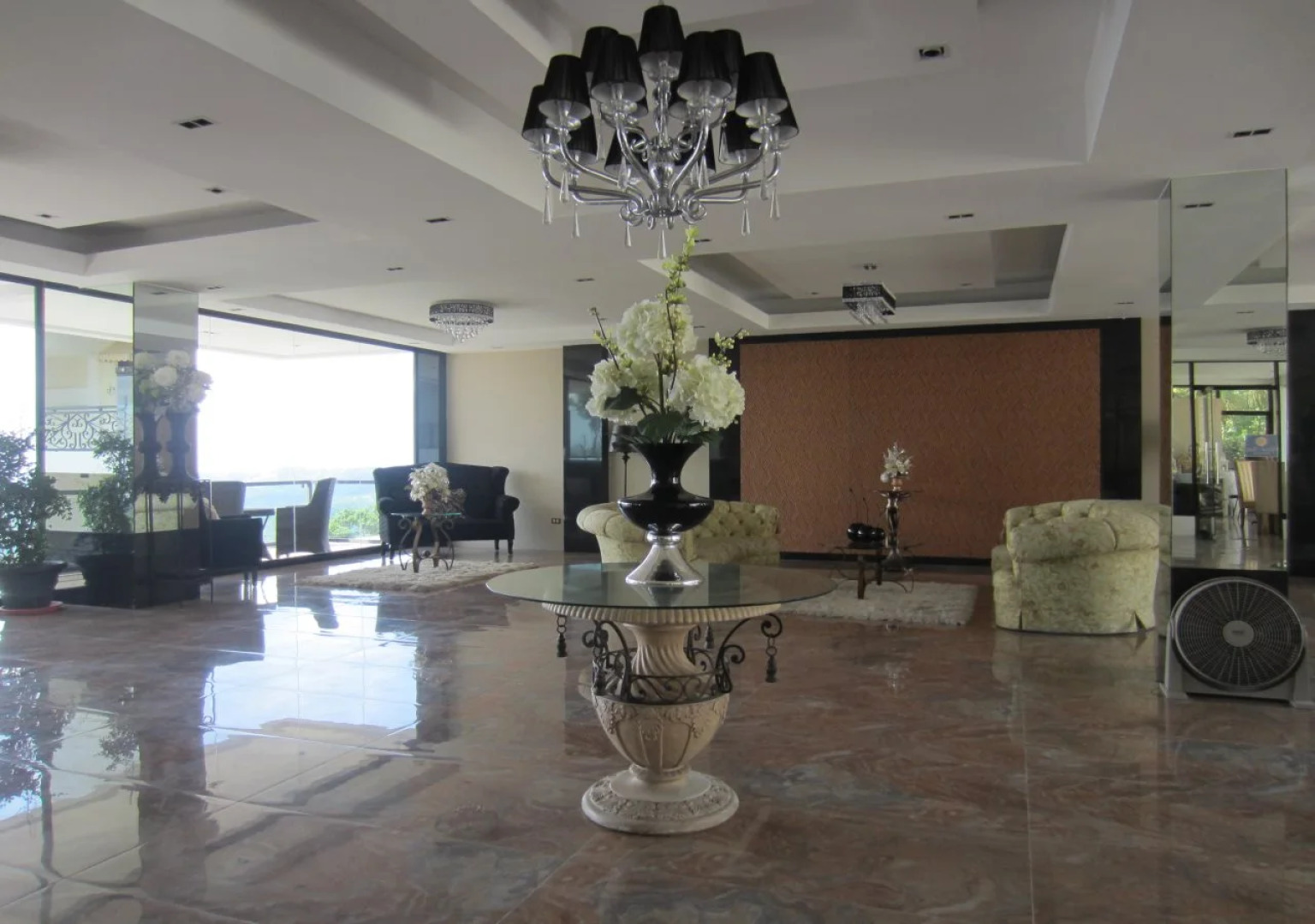 Splash Suites Hotel Tagaytay