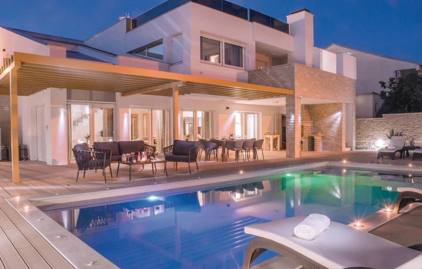 Stunning Home in Pirovac With Wifi, Outdoor Swimming Pool and 5 Bedrooms