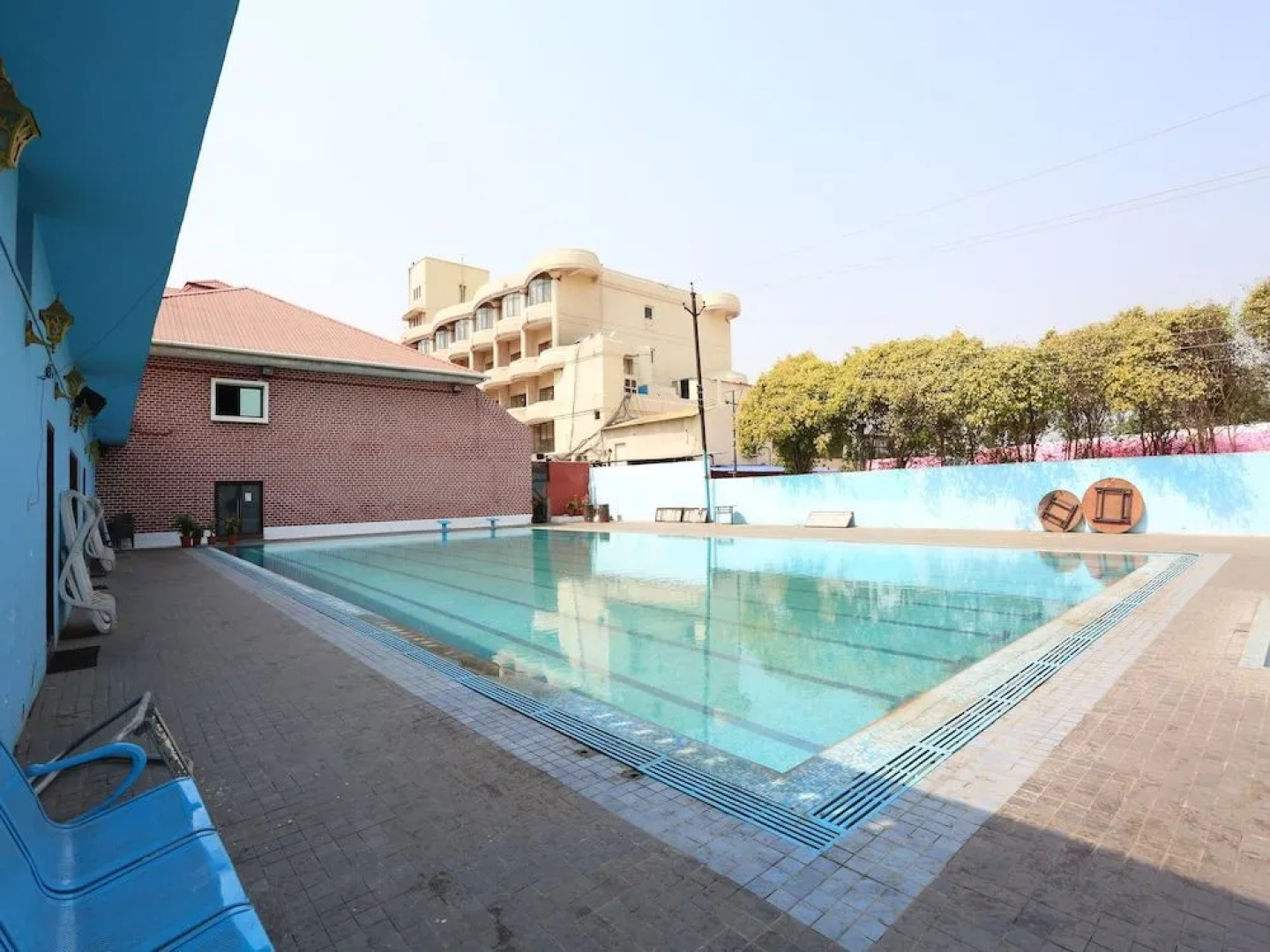 OYO 11939 Hotel Queens Club of India