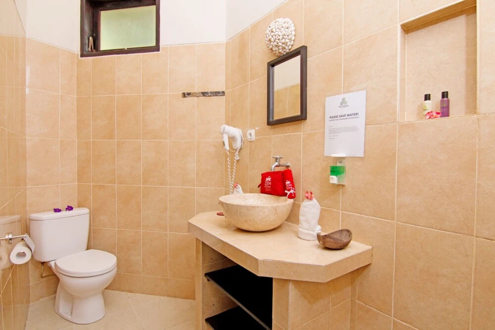 ZEN Rooms Air Terjun Sing - Sing