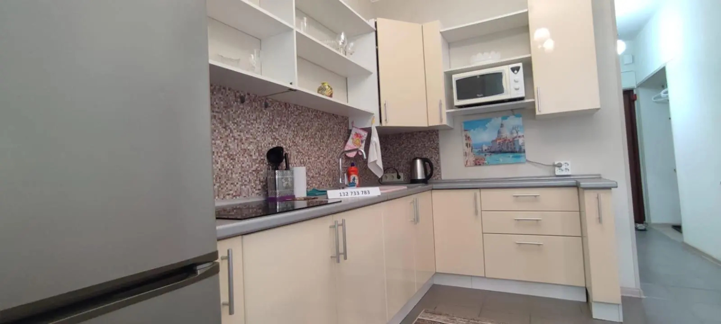 Белый ночлег на улице Рождественская