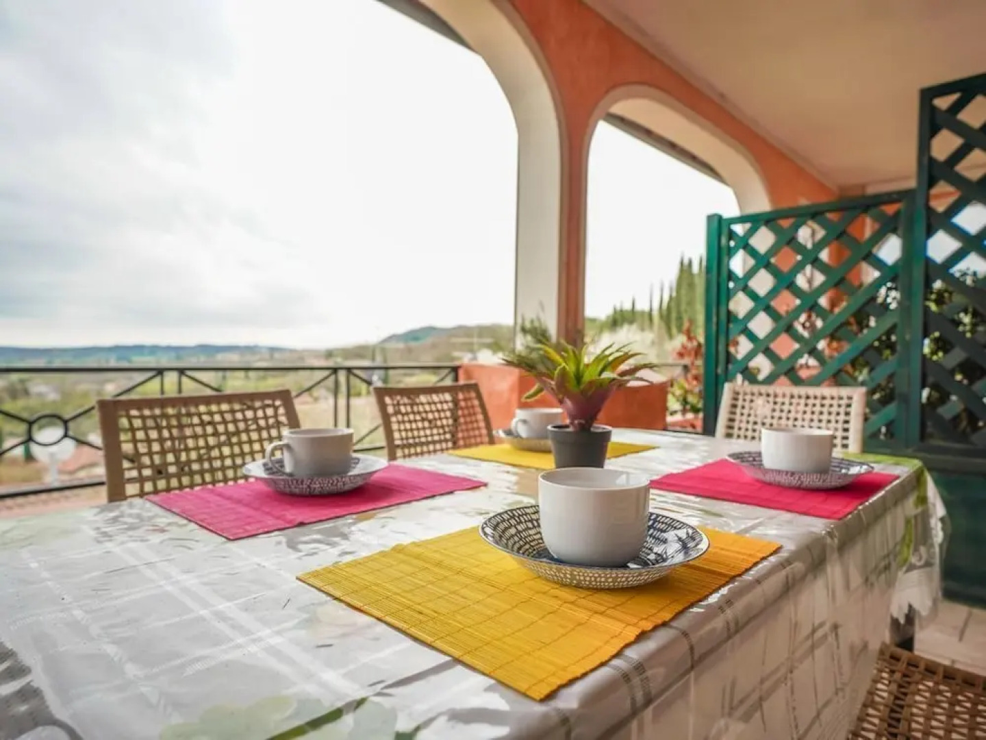 Bright Apartments Padenghe - Chateau Lake View