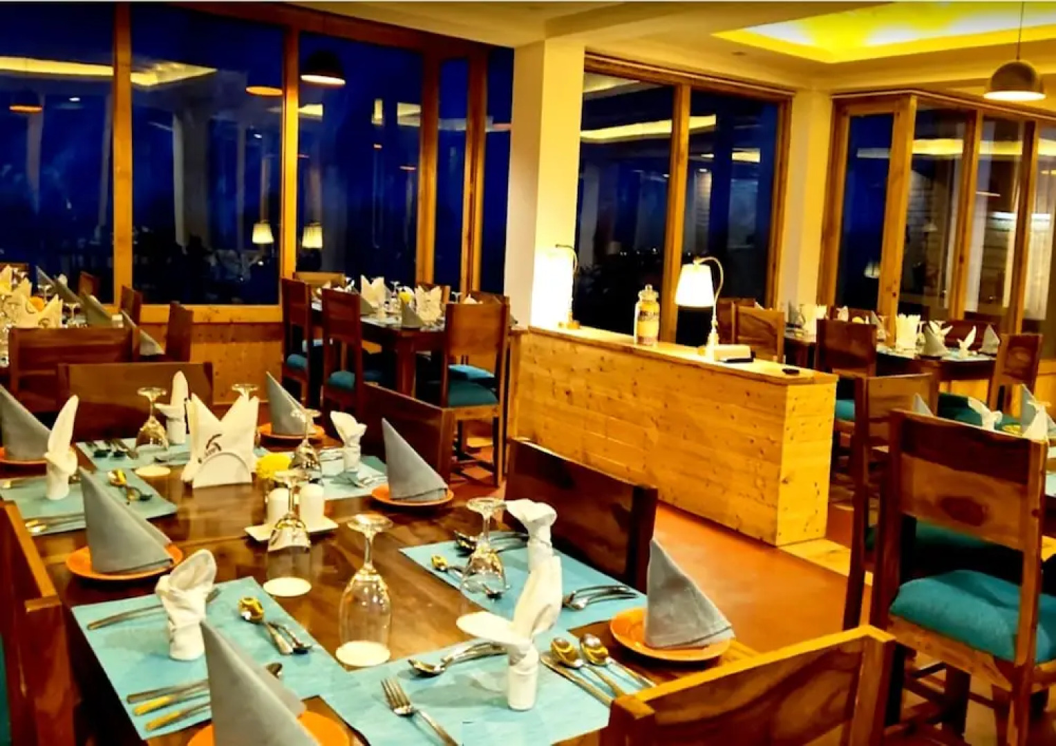 Stone Hedge Hotel - Hunder