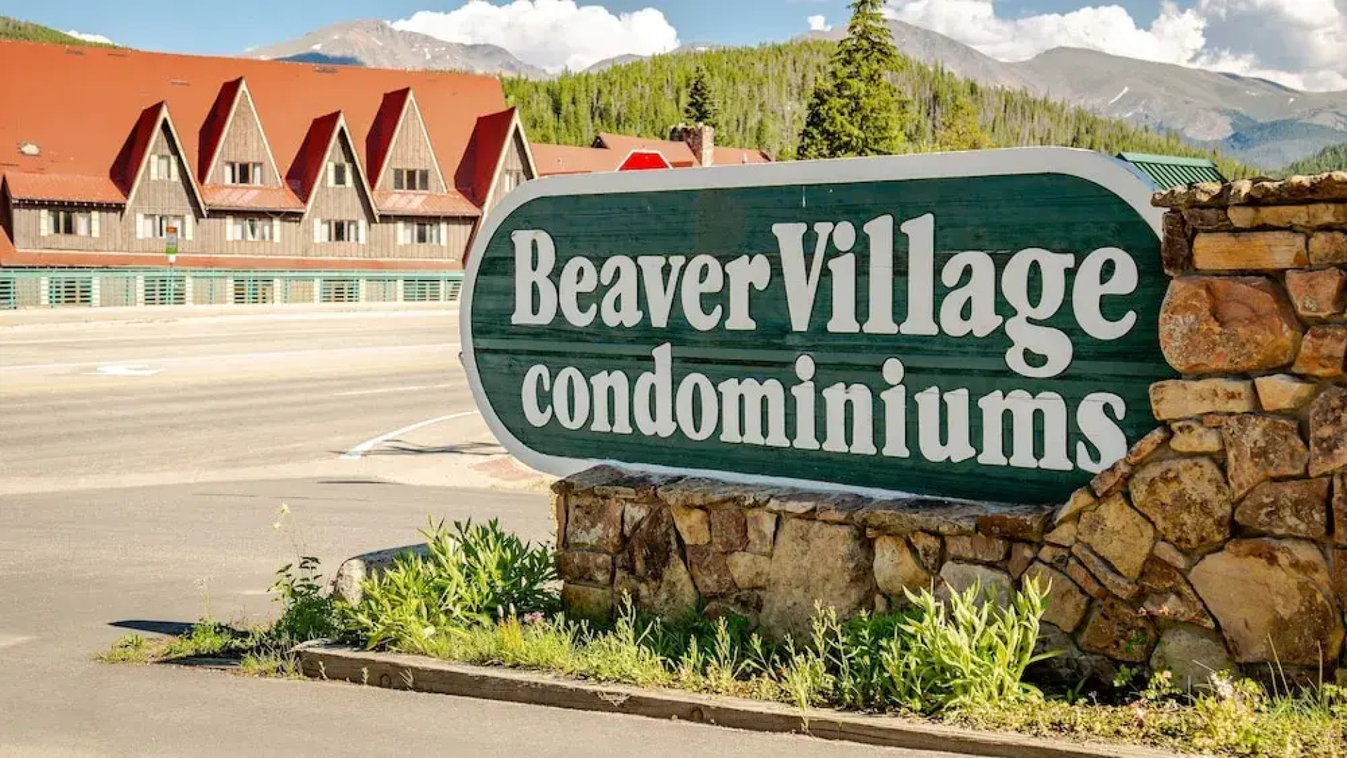 Beaver Ge 9-13 2 Bedroom Condo by Redawning