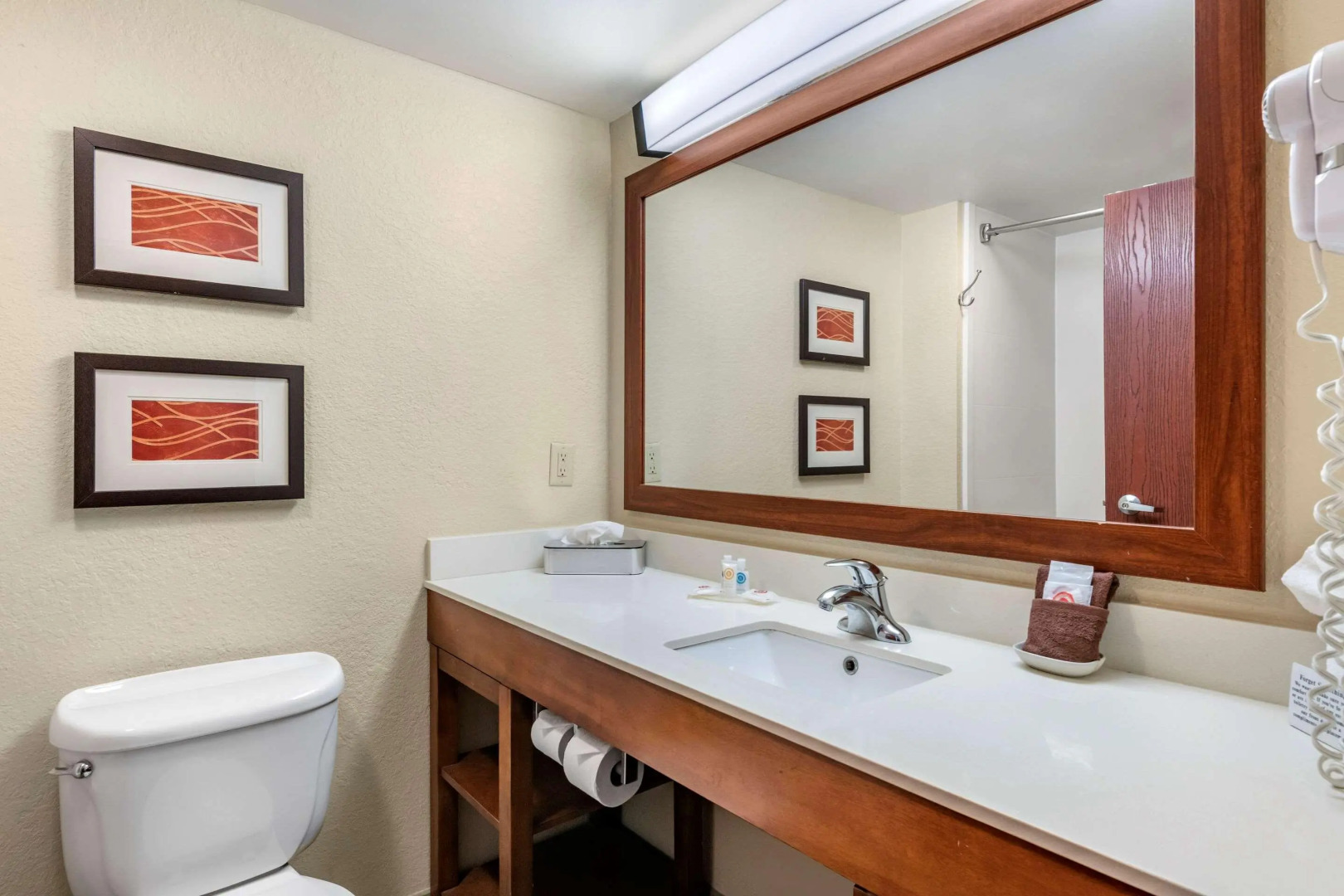 Comfort Inn & Suites Orlando North