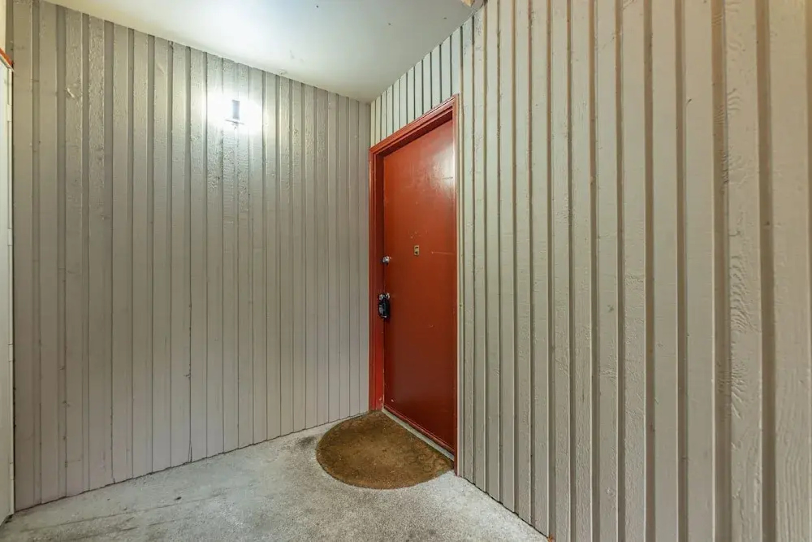 Cute Delightfully Remodeled Spacious Condo 2 Bedroom Condo by RedAwning