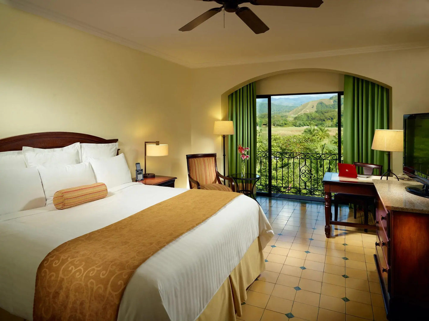 Los Suenos Marriott Ocean & Golf Resort