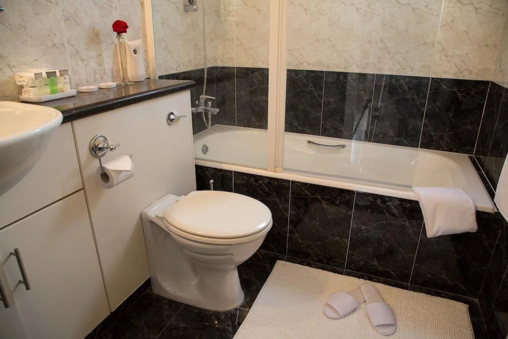 Coral Bay Beach Breeze Villa