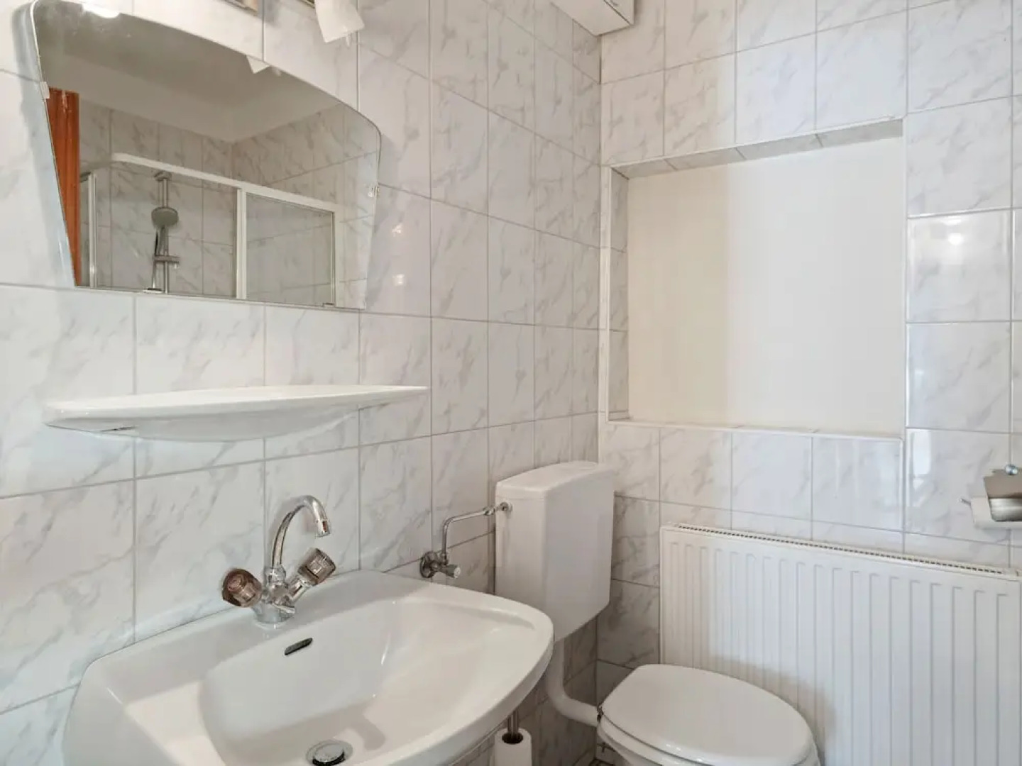 Lovely Holiday Home in Itter With 4 Balconies and Garden