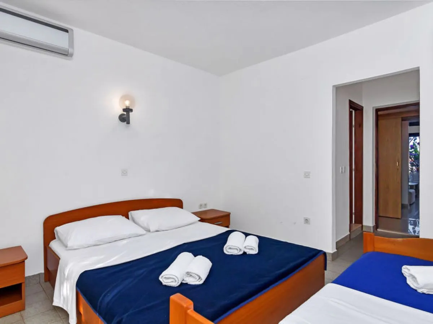 Apartment Rubin Hvar/Pokrivenik 20643