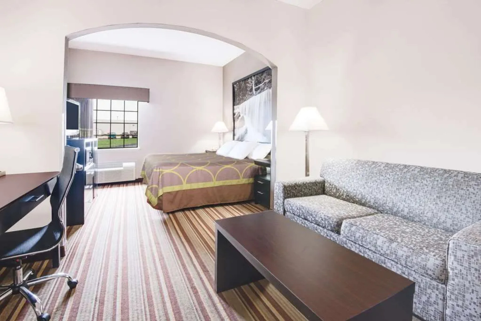 Super 8 Motel - Monett