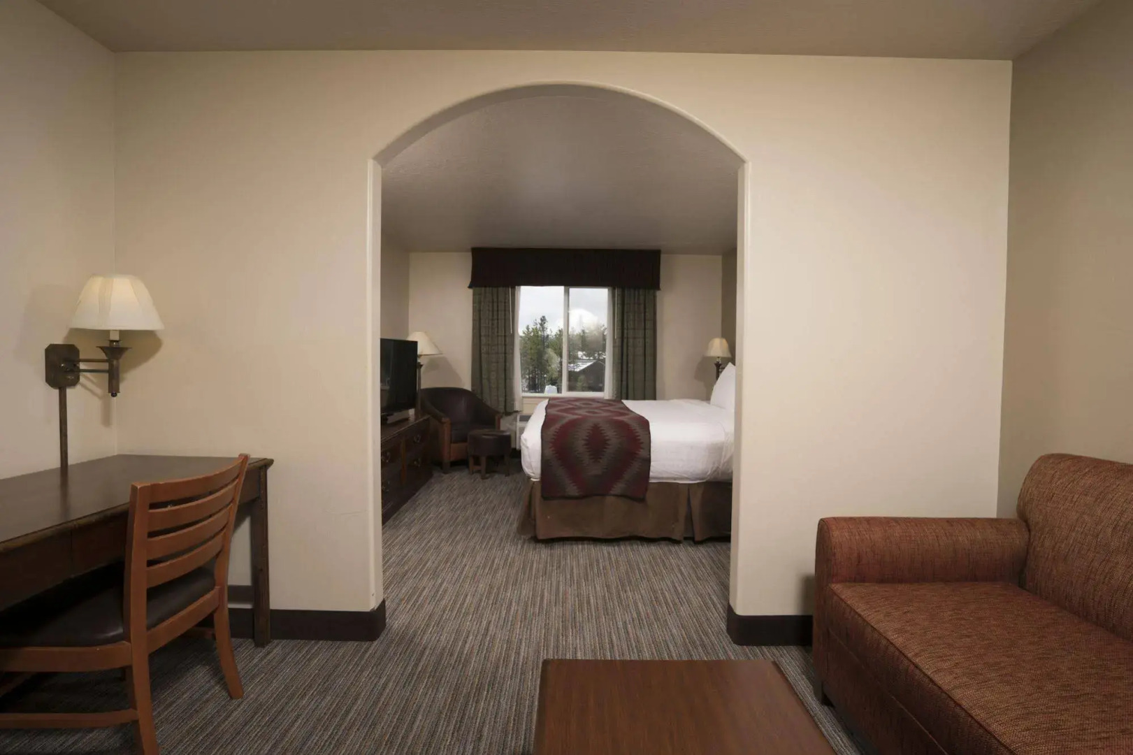 Yellowstone Park Hotel