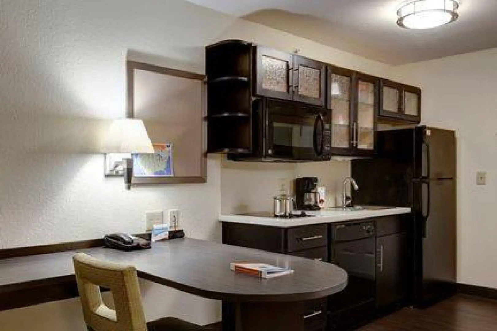 Sonesta Simply Suites Pittsburgh Airport