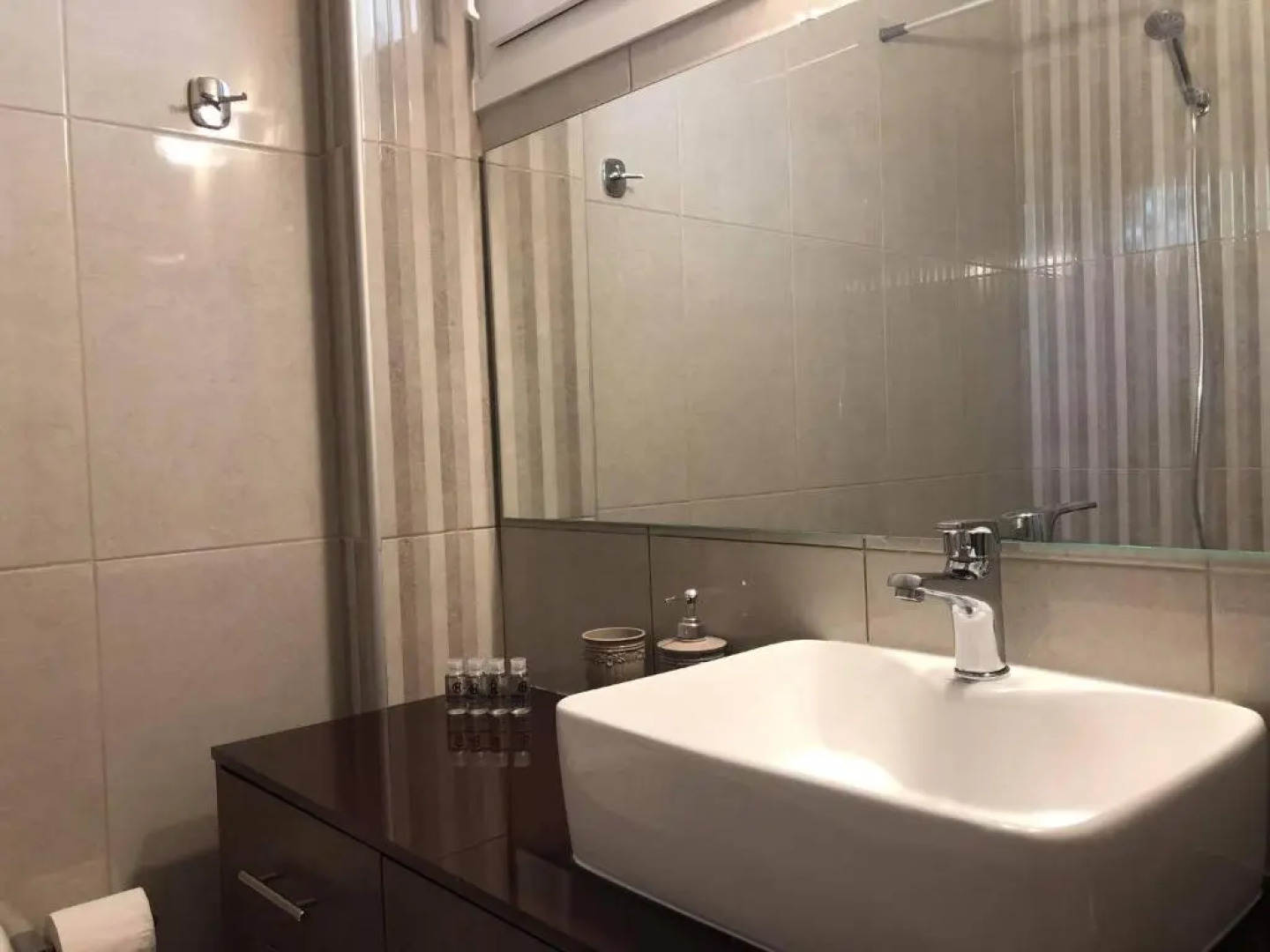 Gera Bay Studios and Apartments