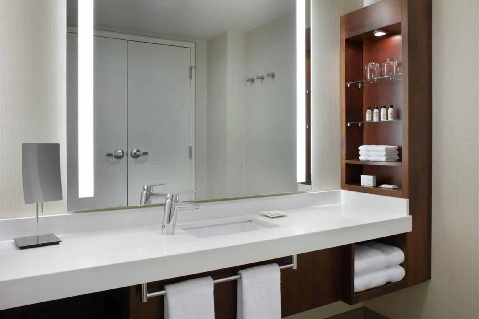 Delta Hotels by Marriott Ottawa City Centre