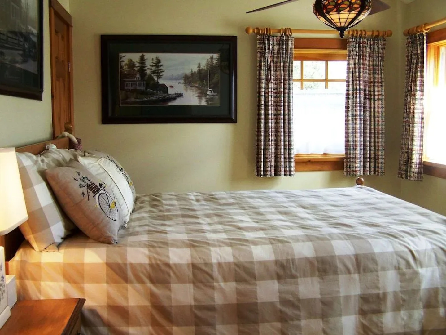 The Porch and Pillow