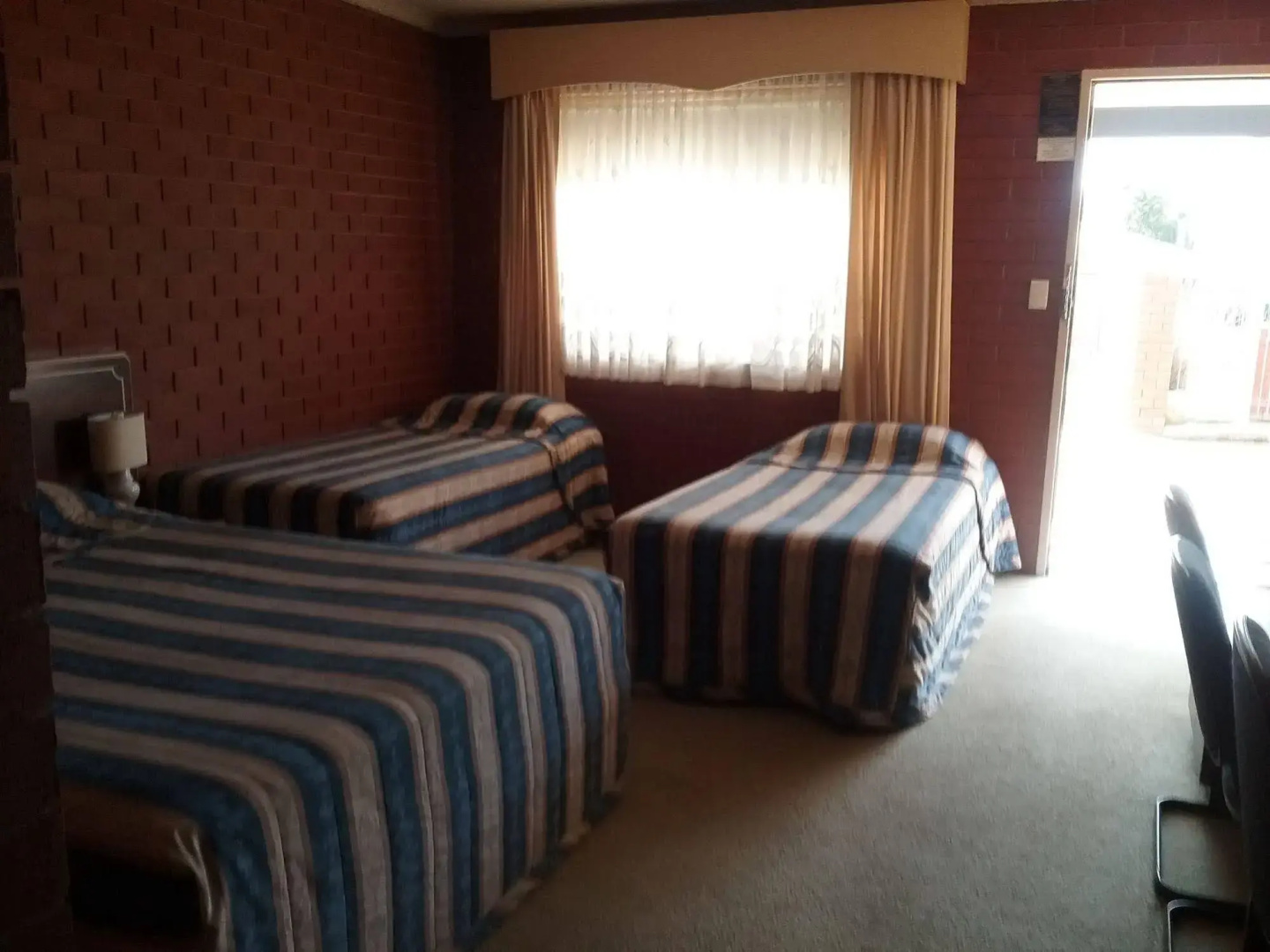 Junction Motor Inn