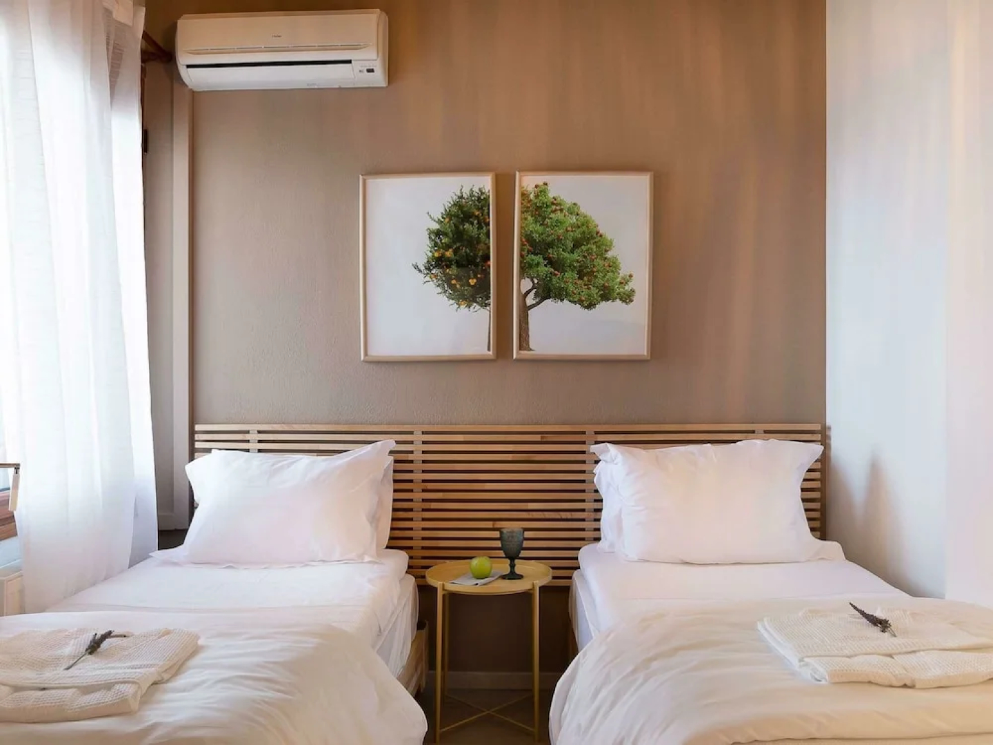 Luxury Villa With Heated Pool 700m to the Beach