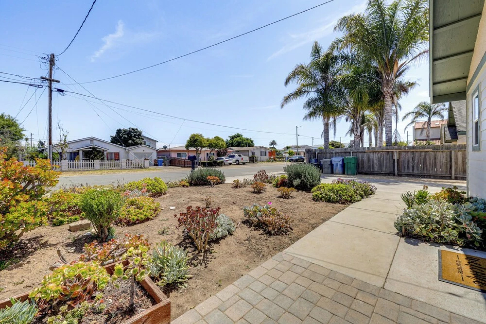 Pet-friendly Oceano Home w/ Patio, 2 Mi to Dunes!
