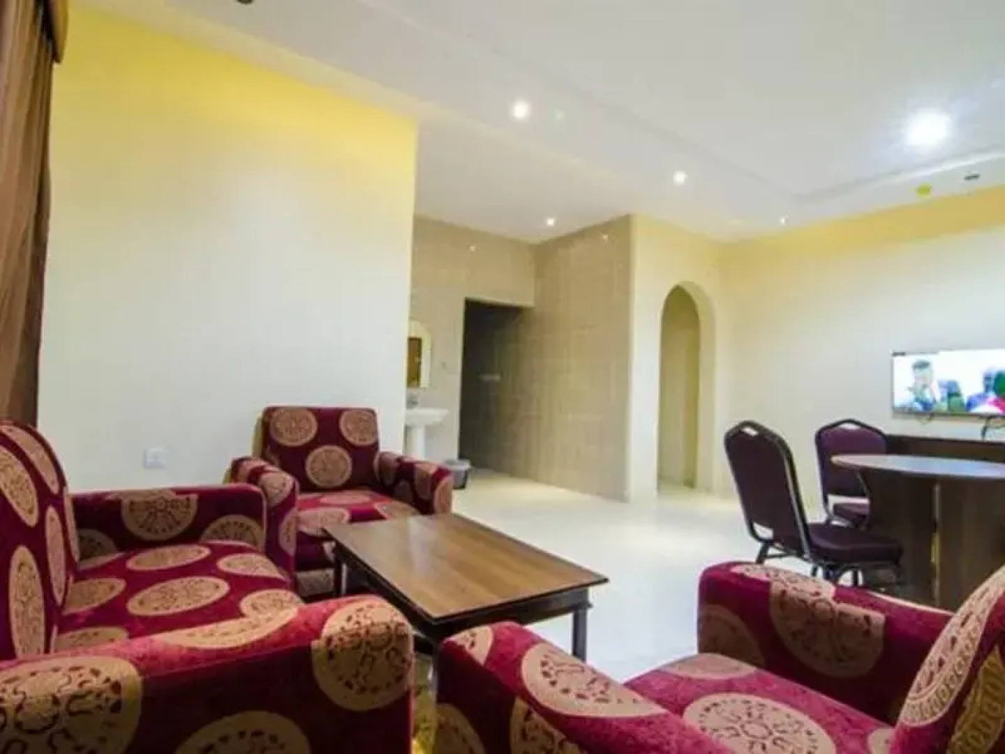 Nozol Al Murjan Hotel Apartments