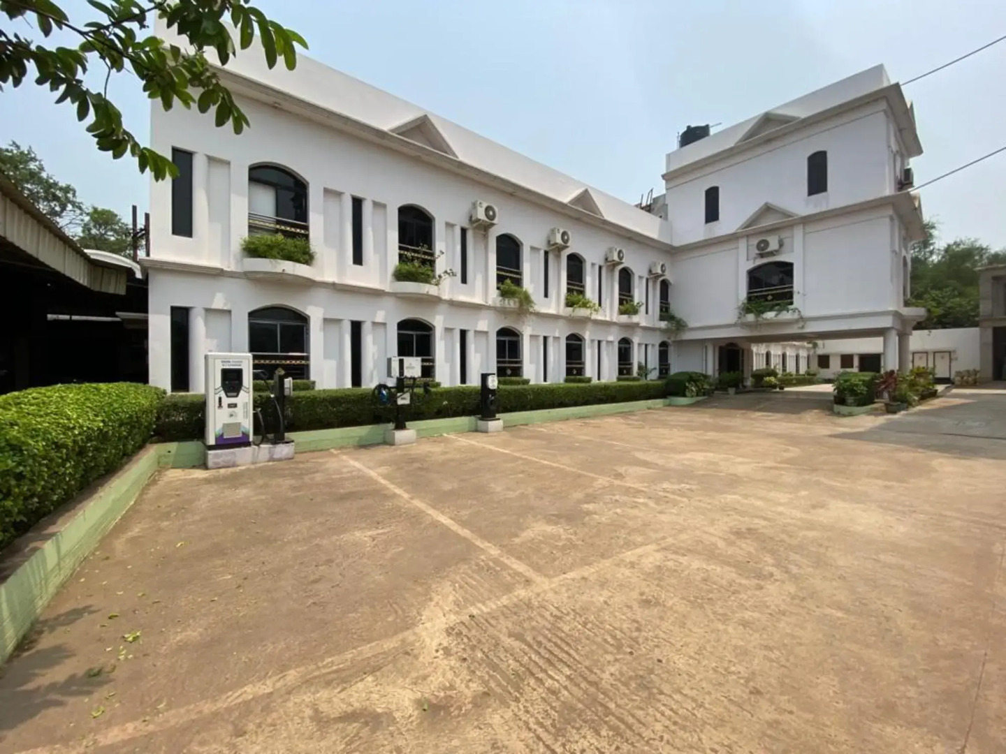 Hotel Greenland Towers by OYO Rooms