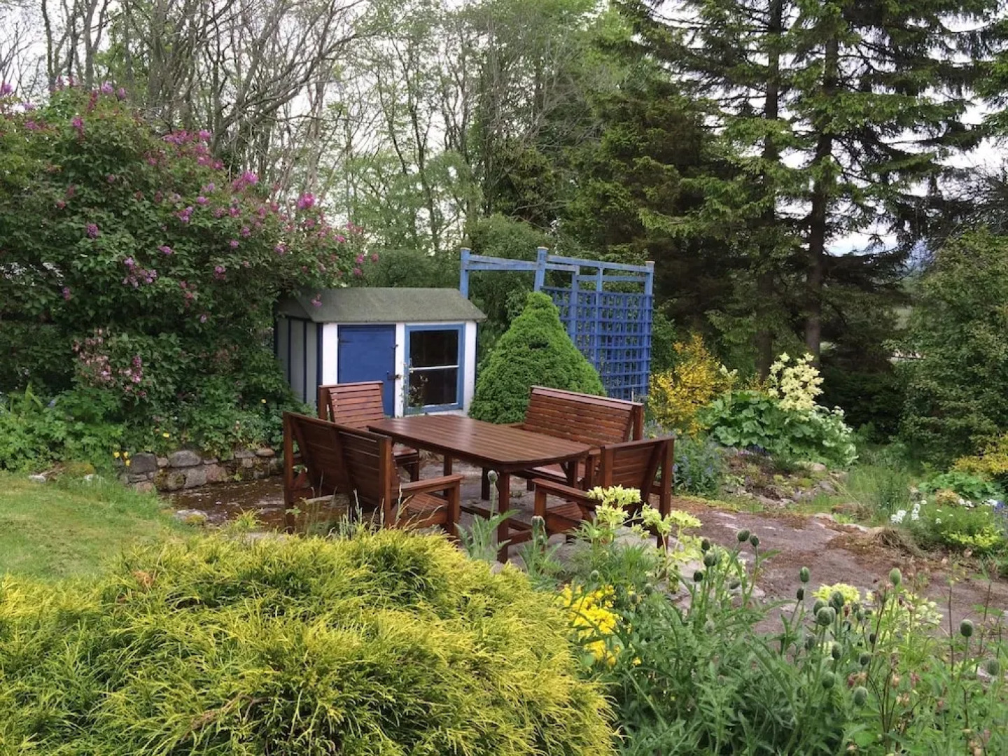 Highland Holiday Homes 1 Craggan Cottage