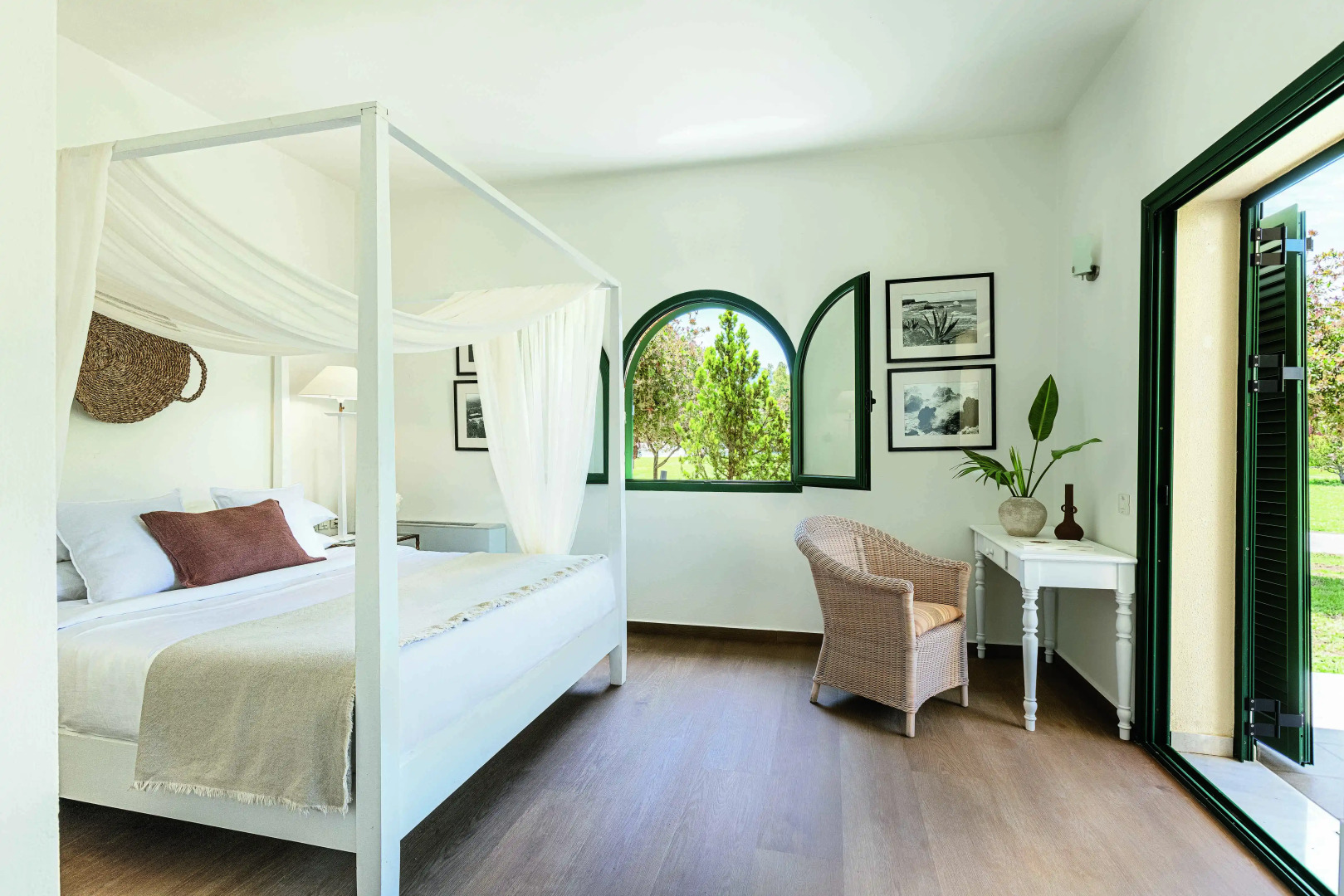 Апарт-отель Grecotel Luxme Costa Botanica