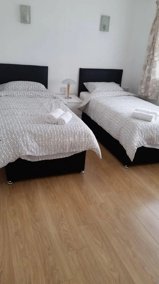 Swn Y Don Canterbury