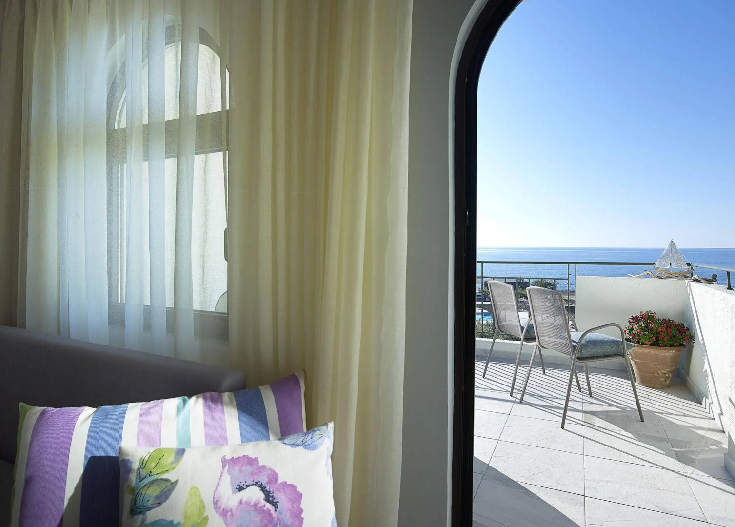 Coriva Beach Hotel & Bungalows